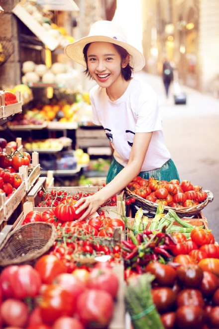 唐艺昕游意大利笑容温暖甜美好治愈_图-5