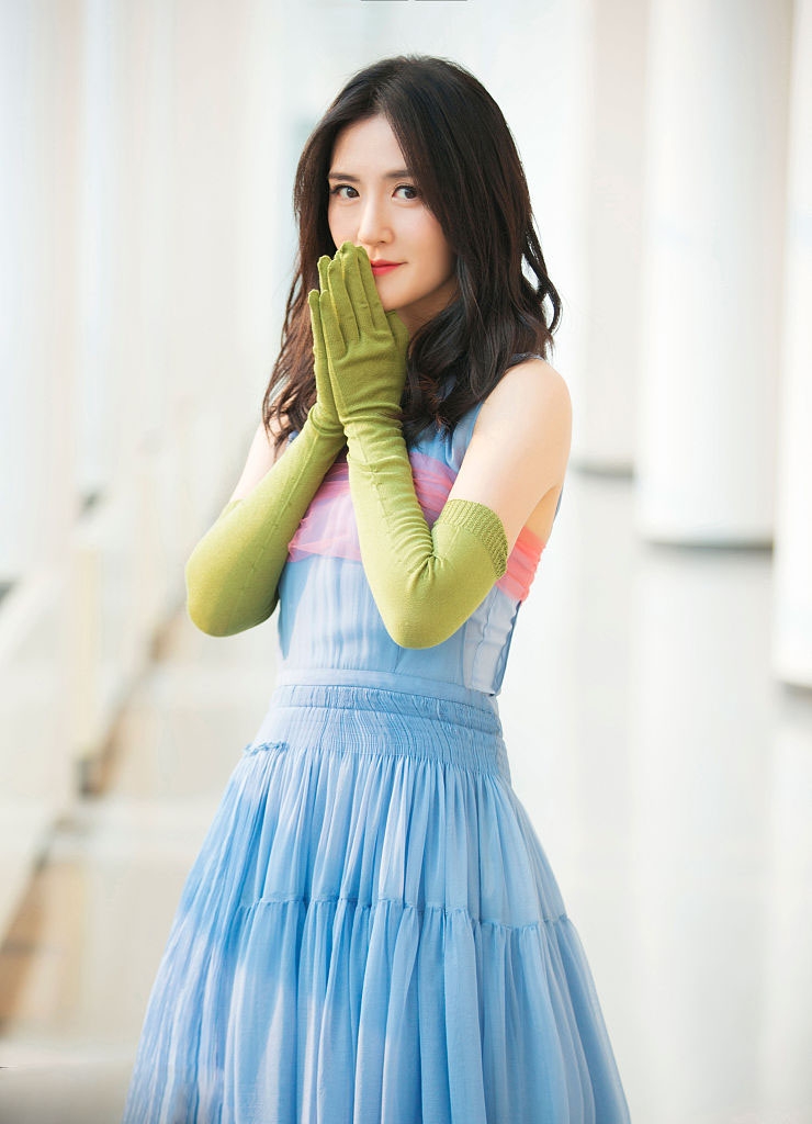 谢娜花絮写真曝光灵动而飘逸似“精灵”_图-4