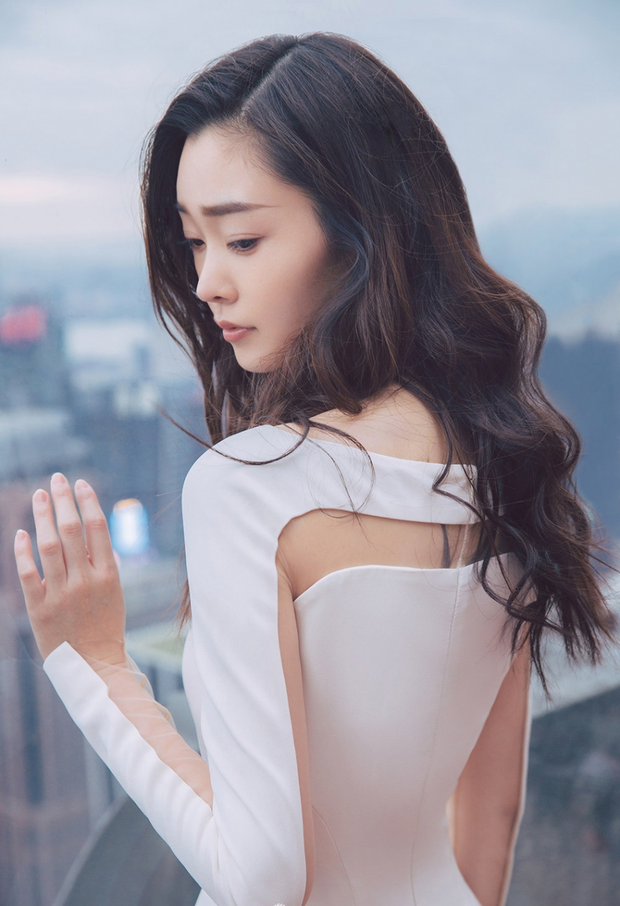 宋轶纽约大片曝光自如随性的状态尽显独特魅力_图-4