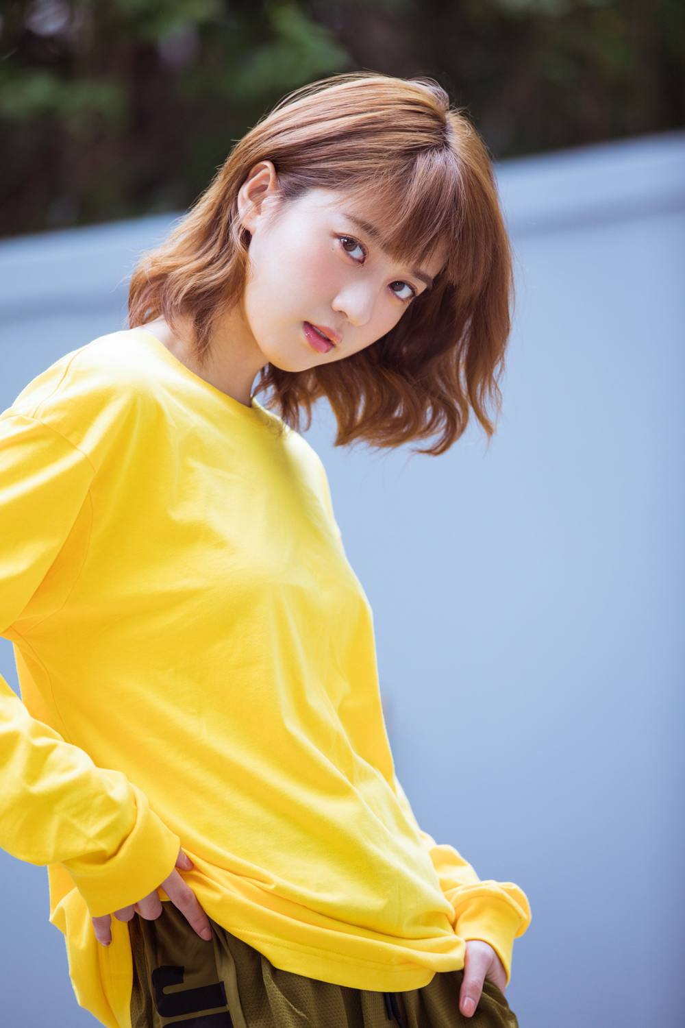 李凯馨运动写真色彩明快多元素碰撞新潮别致_图-7