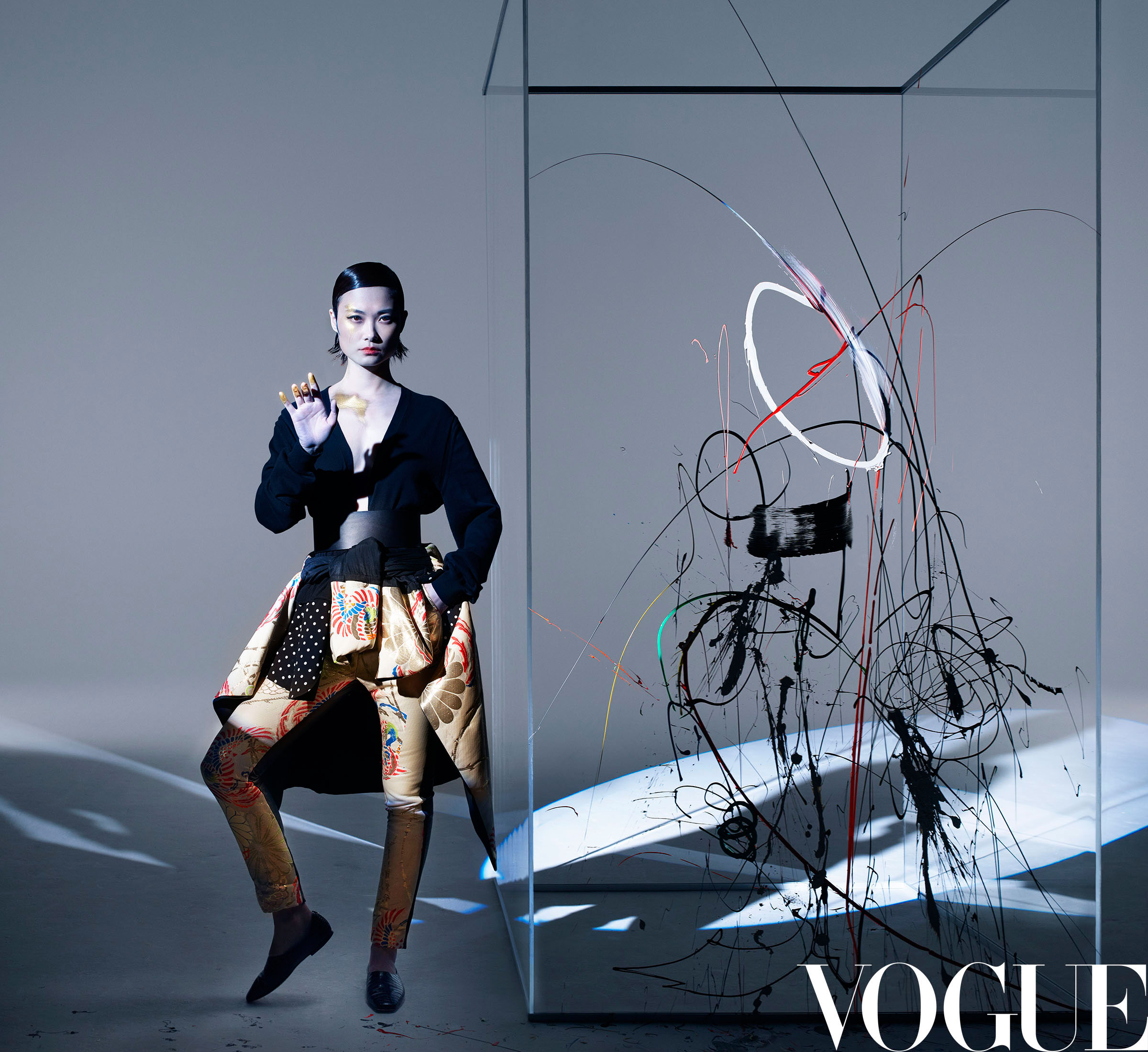 李宇春登《VOGUE》三月刊封面视觉风格别具一格_图-10