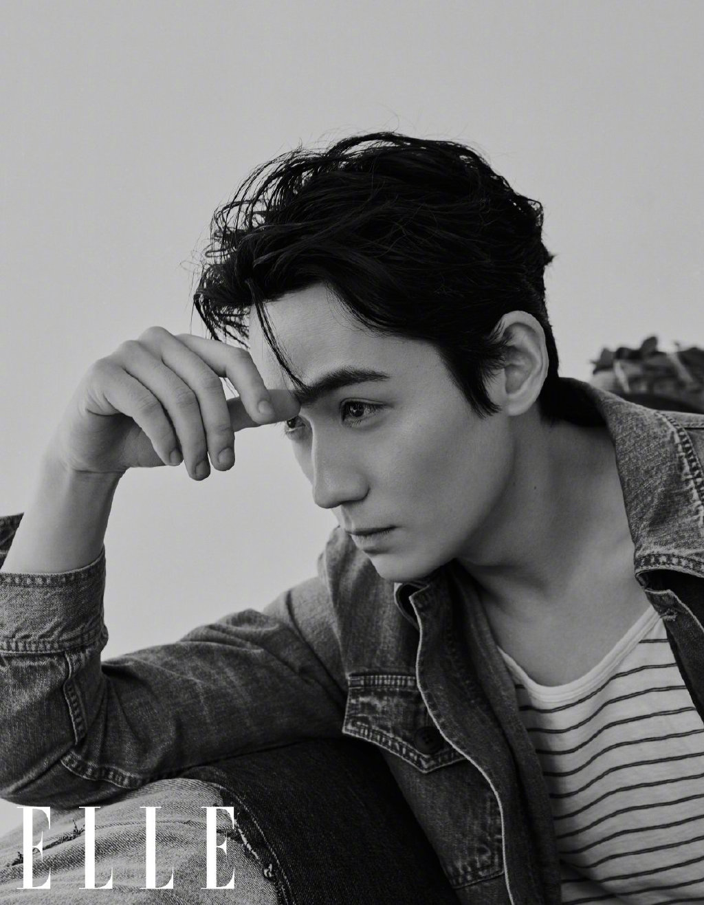 朱一龙登陆《ELLE》4月刊释放暖男魅力_图-6