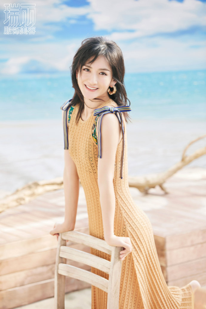 谢娜最新杂志大片笑容灿烂感染力强_图-4