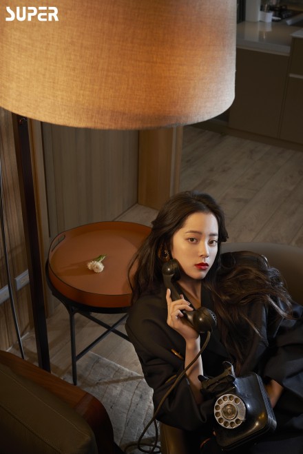 欧阳娜娜居家大片妩媚又性感_图-4