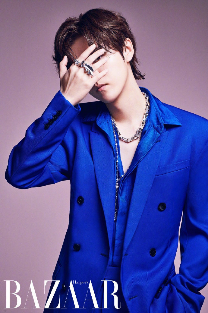 鹿晗最新杂志写真演绎复古时尚造型_图-6
