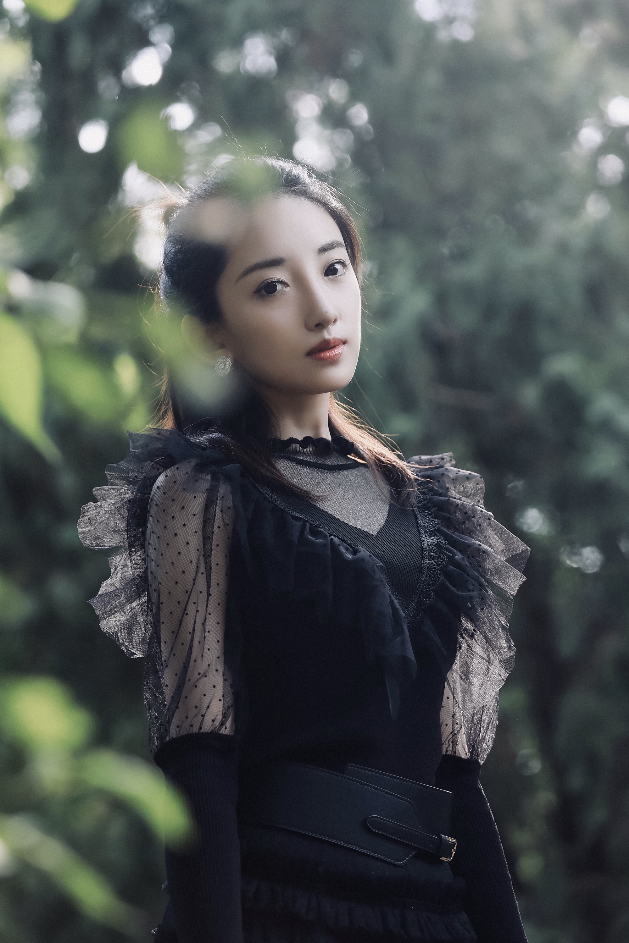 曲凌子森系复古写真尽显优雅文艺范_图-4