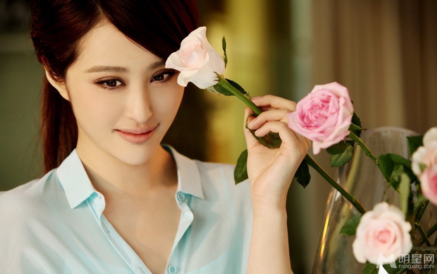 李欣汝粉妆淡抹写真气质清新淡雅_图-4