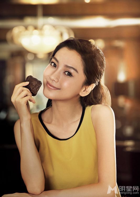 Angelababy着唯美婚纱拍广告期待简单婚礼_图-4