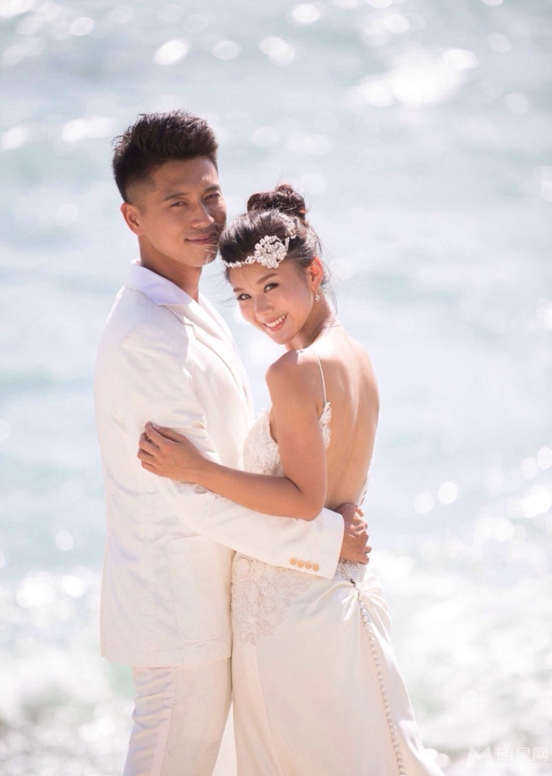 金太郎王雷李小萌19日大婚唯美婚纱照曝光_图-2
