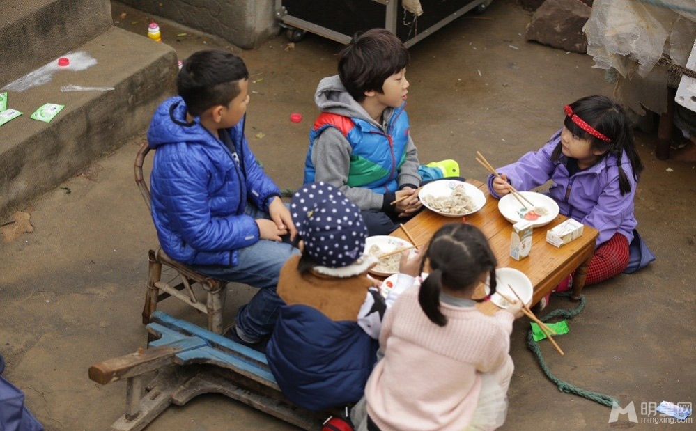 爸爸去哪儿精彩抢先看田亮大战萌娃笑料不断_图-7