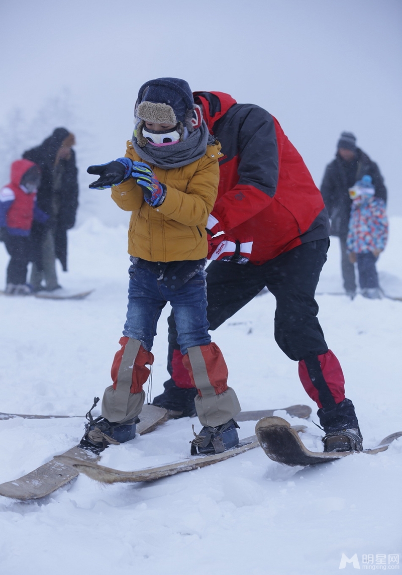 爸爸去哪儿最后一集海量剧照体验雪乡酷寒生活_图-18