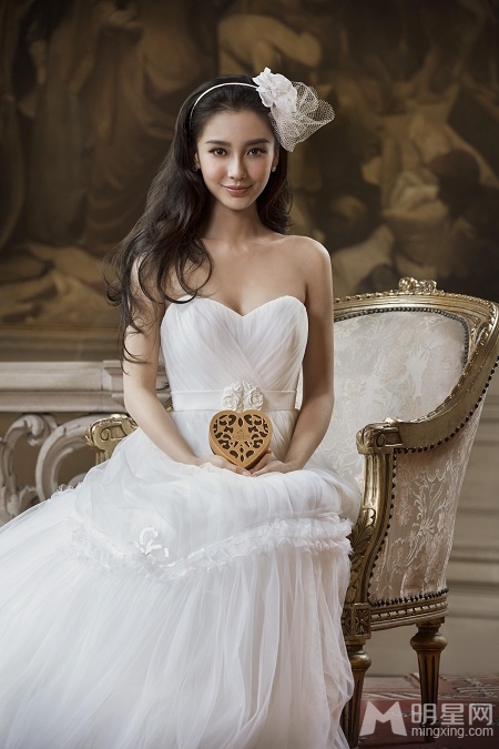 马年欲结婚女星婚纱PK最美新娘花落谁家_图-19