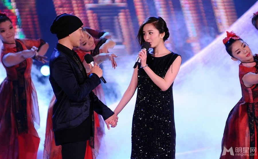 杨幂刘恺威今日大婚两人25个甜蜜瞬间回顾_图-1