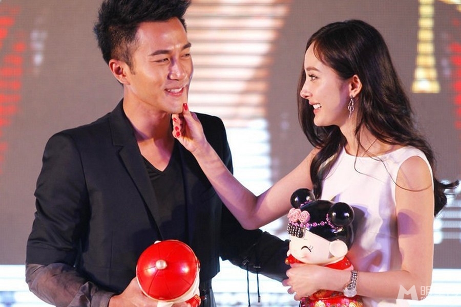 杨幂刘恺威今日大婚两人25个甜蜜瞬间回顾_图-8