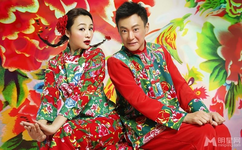王斑曹颖新年写真化身东北二人转_图-3