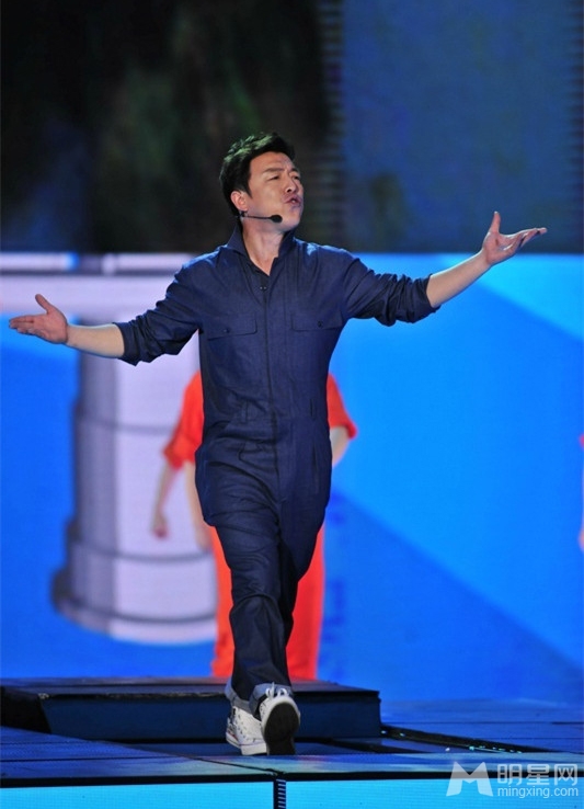 马年春晚成吐槽李敏镐苏菲玛索掀收视高潮_图-6