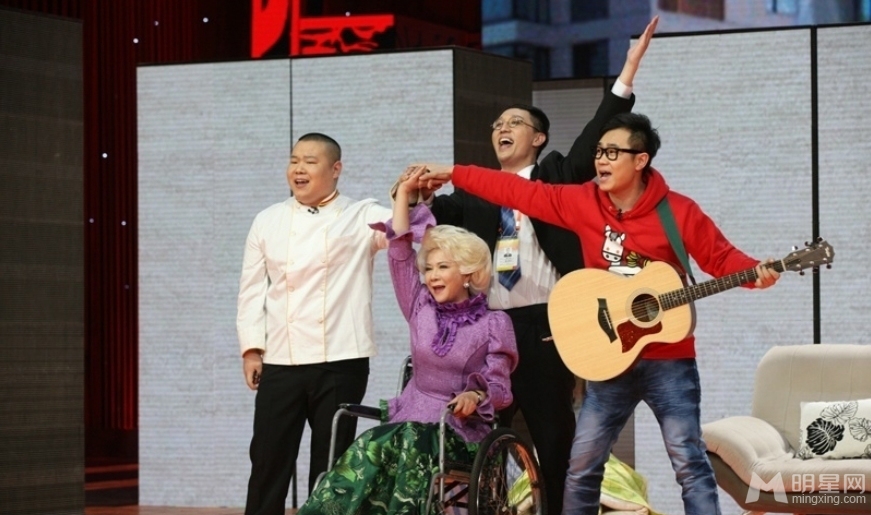 马年春晚成吐槽李敏镐苏菲玛索掀收视高潮_图-2
