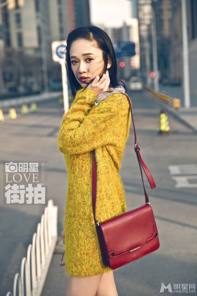 陈乔恩早春街拍写真大秀美腿OL风_图-8