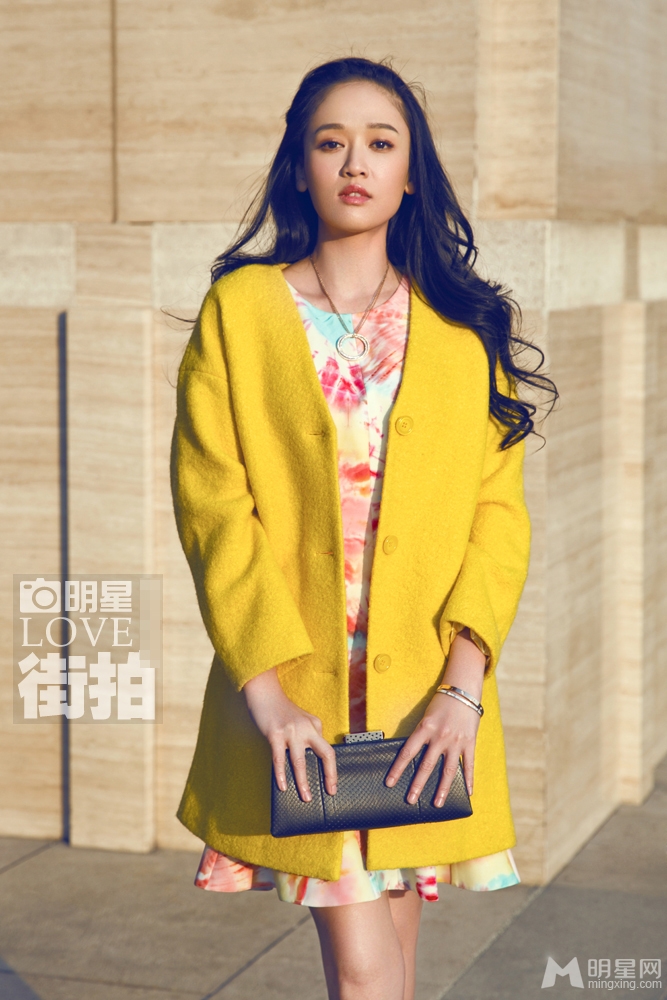 陈乔恩早春街拍写真大秀美腿OL风_图-10