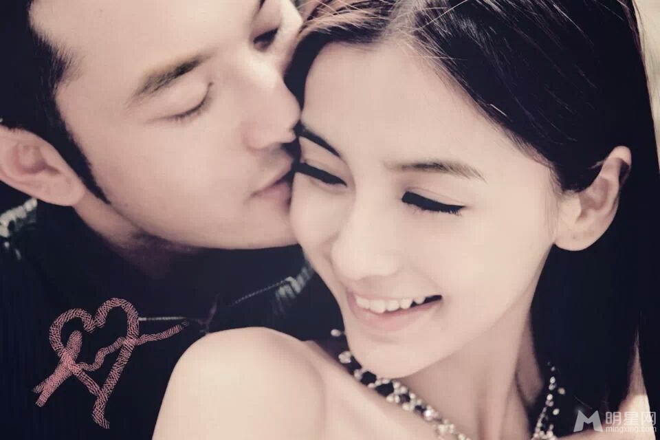 黄晓明Angelababy情侣照恋爱升级暧昧甜蜜_图-2