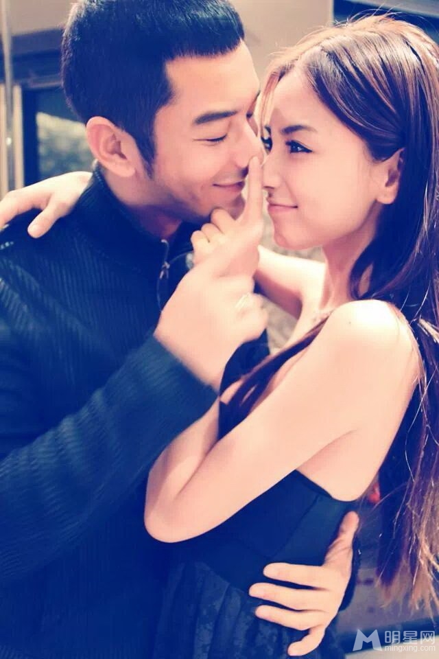 黄晓明Angelababy情侣照恋爱升级暧昧甜蜜_图-3