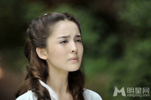 杨幂袁姗姗古力娜扎女星五官PK吐槽_图-18