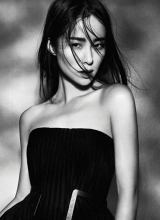 江一燕暗黑鬼魅写真黑唇彰显腹黑形象