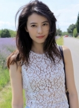 高圆圆法国薰衣草花海写真展女神自信魅力