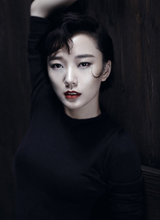 王珞丹慵懒大片奢华美服妩媚诠释