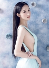 蓝燕最新清凉写真侧露半球性感无限