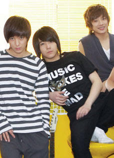 韩团FTIsland早期酷帅写真花美男颜值爆表