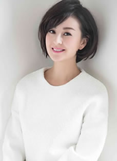 戴娇倩纯白优雅写真清新自然显气质