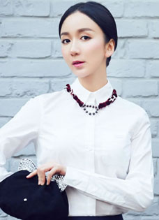 “胡一菲”唯美写真娄艺潇短裤清新活力十足