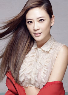 应采儿时尚大片尽显熟女风范粉丝力挺“最美辣妈！”