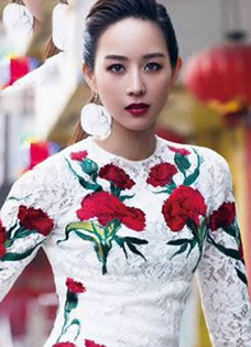 2015年3月《时尚芭莎》张钧甯杂志写真