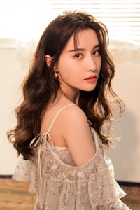 鲍天琦最新写真曝光曲线美艳尽显极致诱惑仙力
