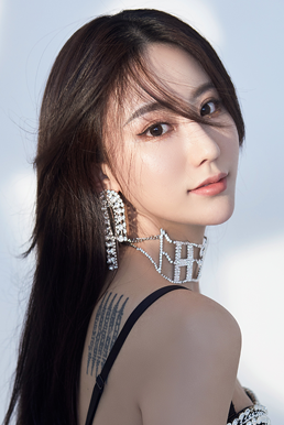 演员唐梓媛最新写真集系列