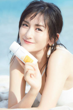 谢娜最新杂志大片笑容灿烂感染力强