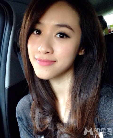吴宗宪女儿海量私照妩媚动人女主播_图-17