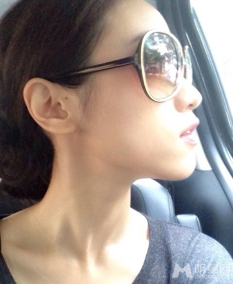 吴宗宪女儿海量私照妩媚动人女主播_图-5