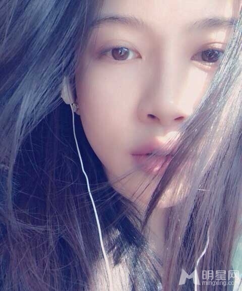 李小璐不雅照门盘点撞脸李小璐女星_图-16