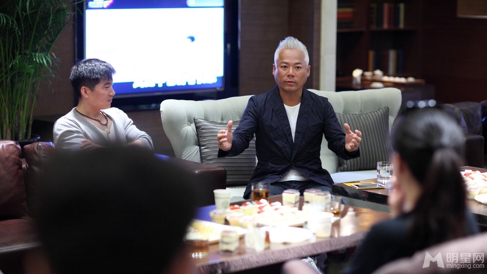 巫启贤分享音乐心得称歌坛啃老是好事_图-11