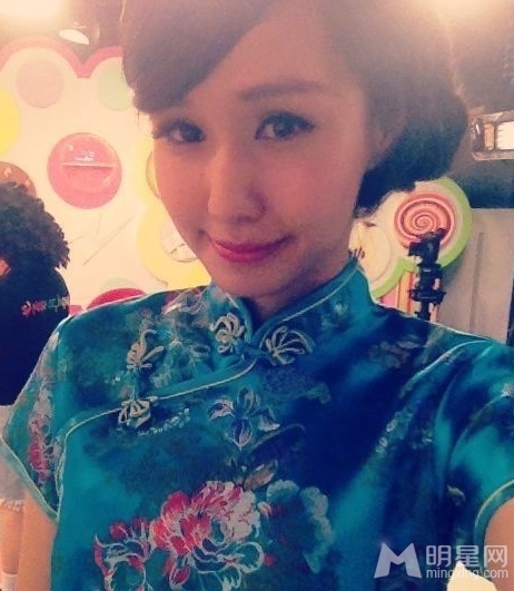 柯震东绯闻女友Tracy曝光长发披肩清纯可爱_图-12