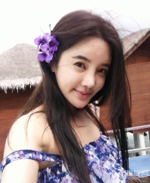 陈思诚出轨门女主角张璇私房自拍照曝光_图-5