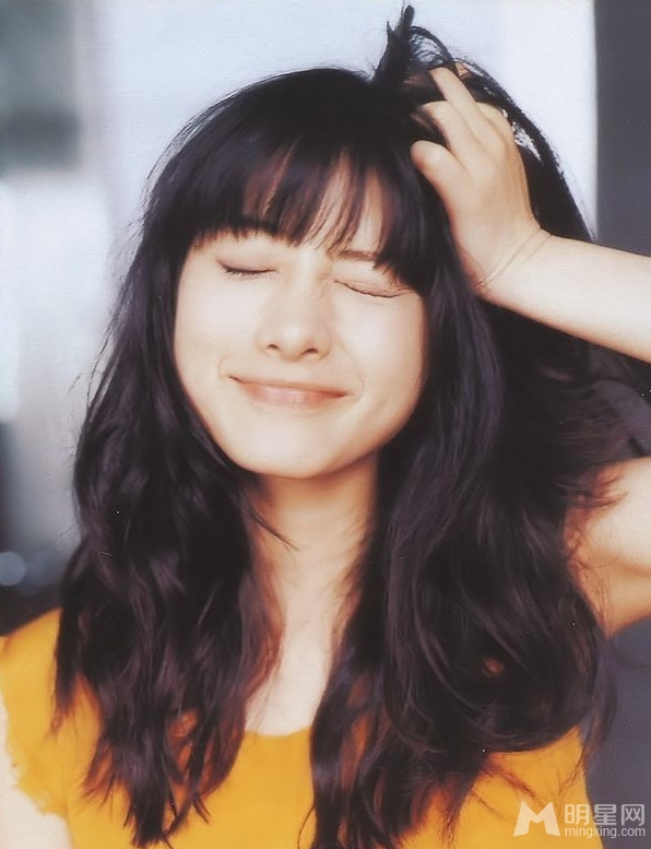 石原里美可爱活照捂脸嘟嘴萌萌哒_图-2