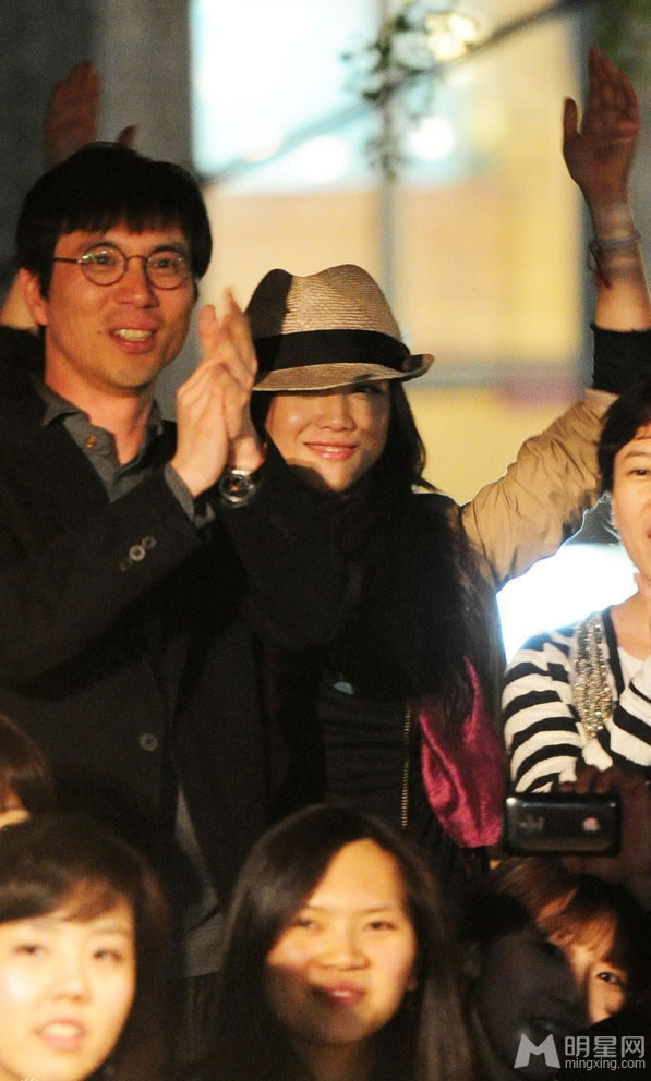 汤唯金泰勇早年约会照才子佳人获赞_图-1
