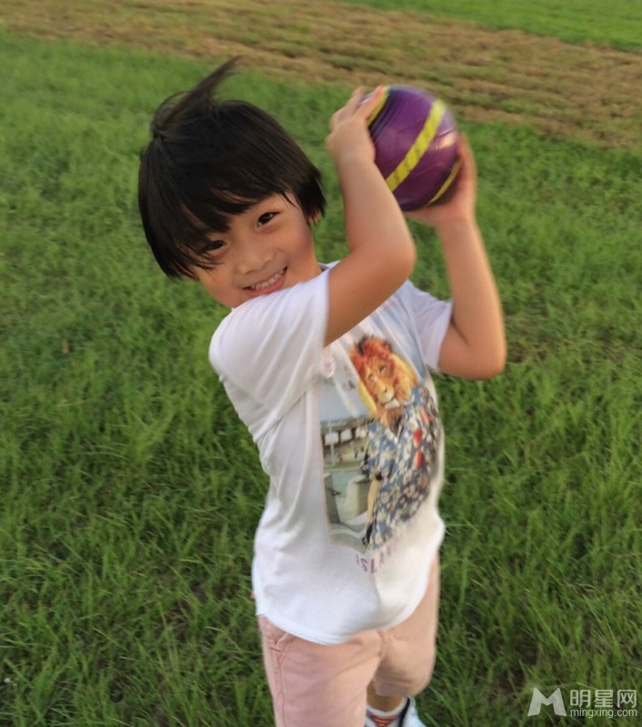 Kimi长大了爱哭小子变活泼暖男_图-7
