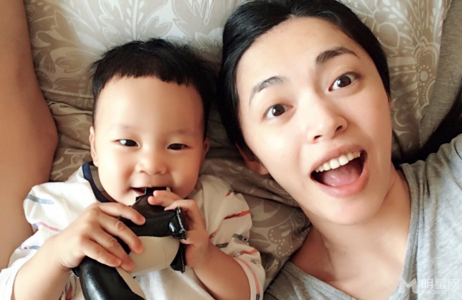 姚晨微博晒儿子合照力证小土豆像自己_图-4