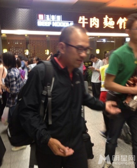 原央视名嘴王志私下近照憔悴苍老不比当年_图-5