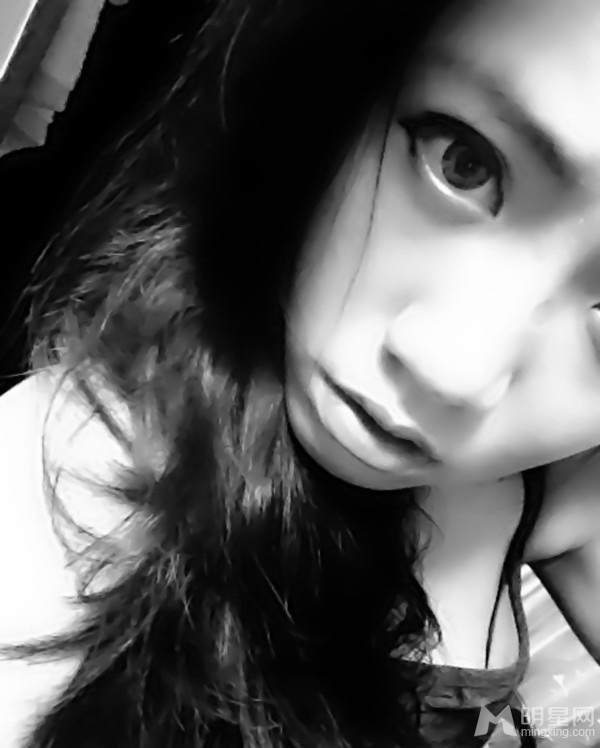 焦恩俊与女儿亲密合影曝光焦曼婷貌美获赞_图-3